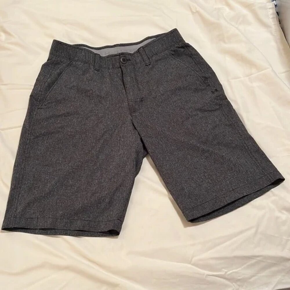 Men’s Under Armour Heatgear Shorts - Size 30